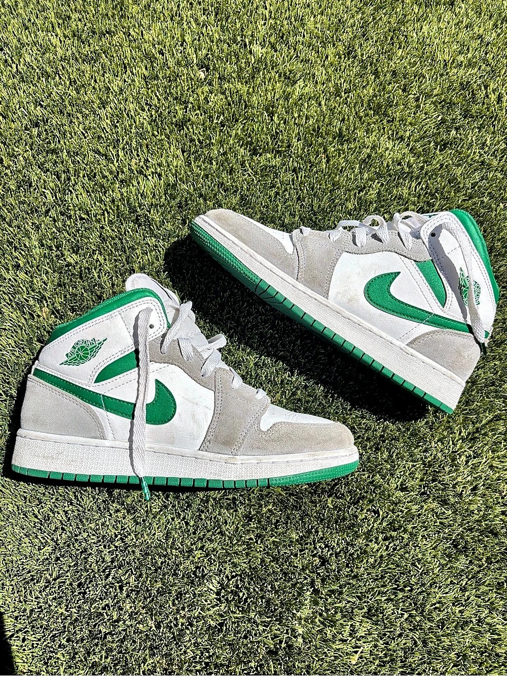 Jordan Air Jordan 1 Mid Green & White Girls US 6Y
